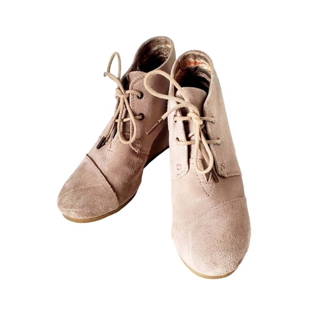 Toms Gray Wedge Lace Up Suede Shoes  Size 8